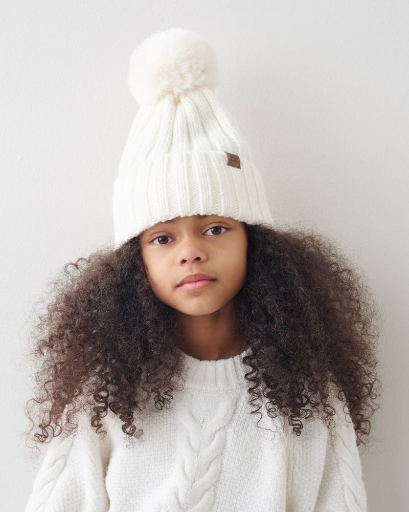 Roots outlet baby hat