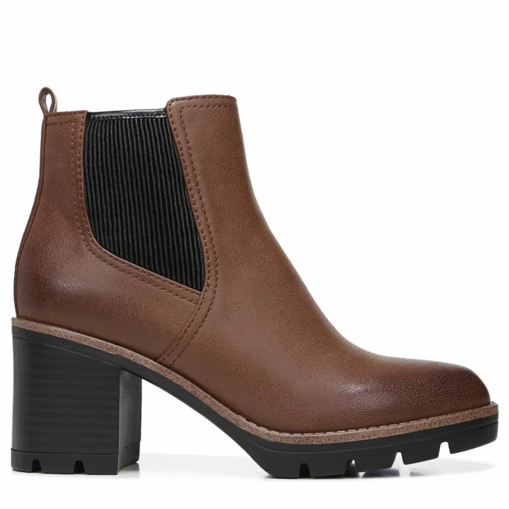 Naturalizer company outlet