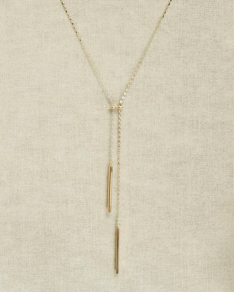 Necklace for long neck hot sale