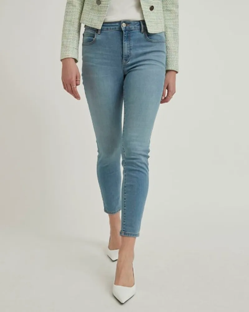 RW CO. Light Wash Mid Rise Natalie Jegging 28