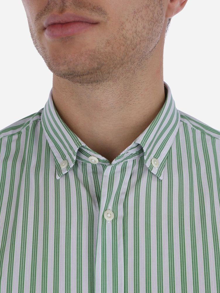 Camisa verde sale rayas hombre
