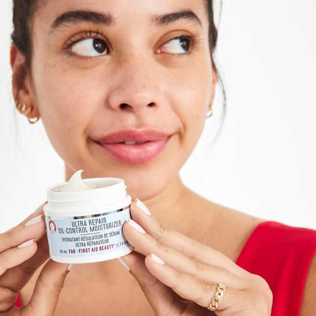First Aid Beauty Ultra Repair OilControl Moisturizer Hawthorn Mall