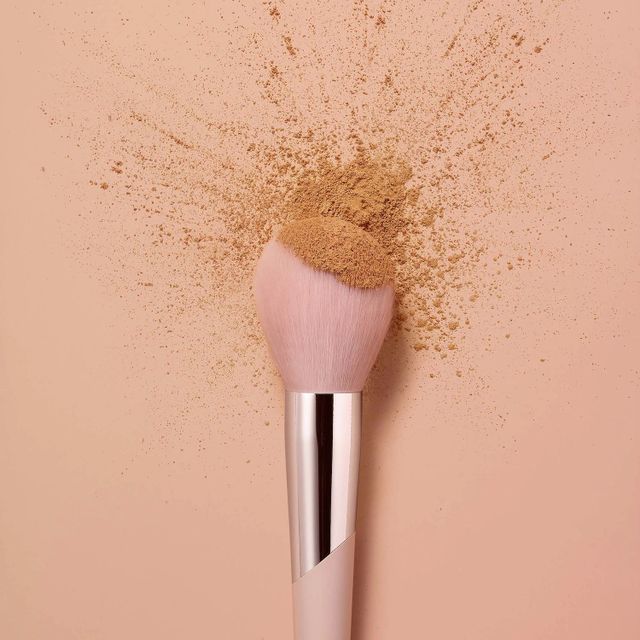 Fenty Beauty by Rihanna Powder Puff Setting Brush 170 Mall of America®