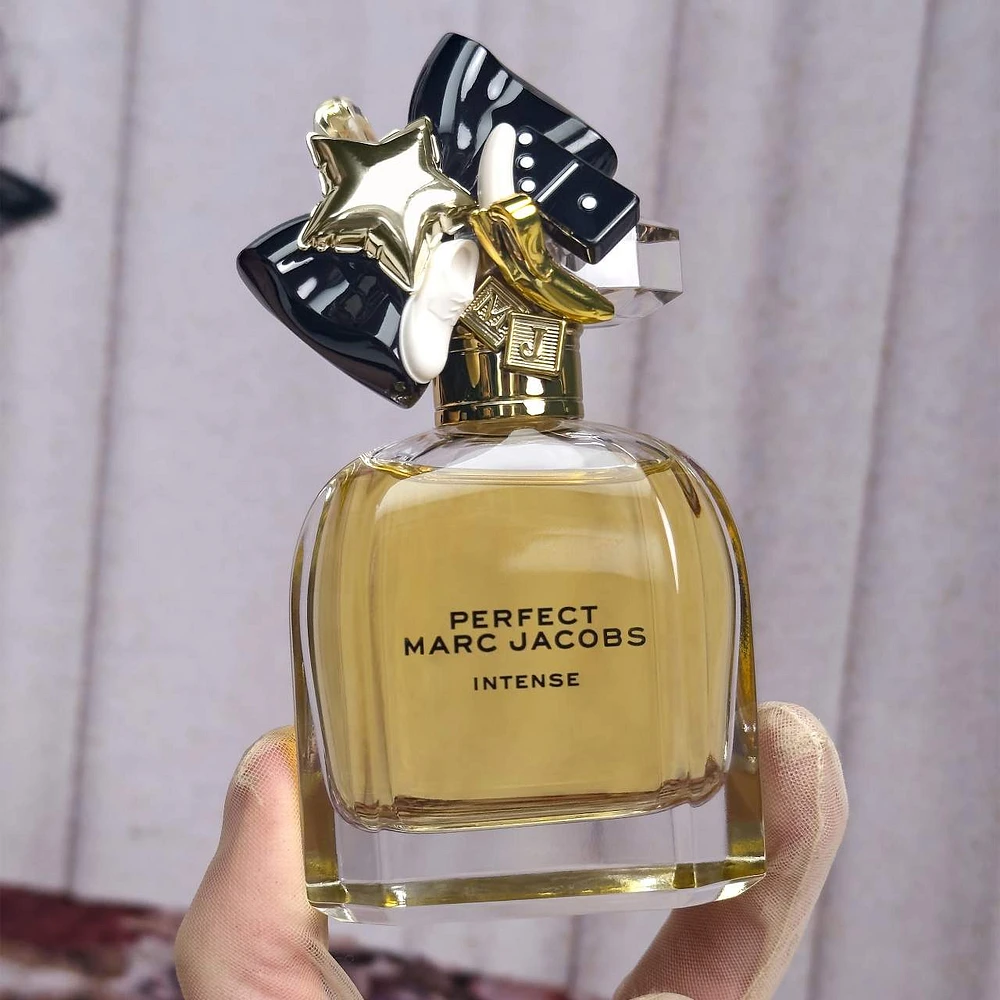Marc Jacobs Fragrances Perfect Intense Eau de Parfum with Jasmine