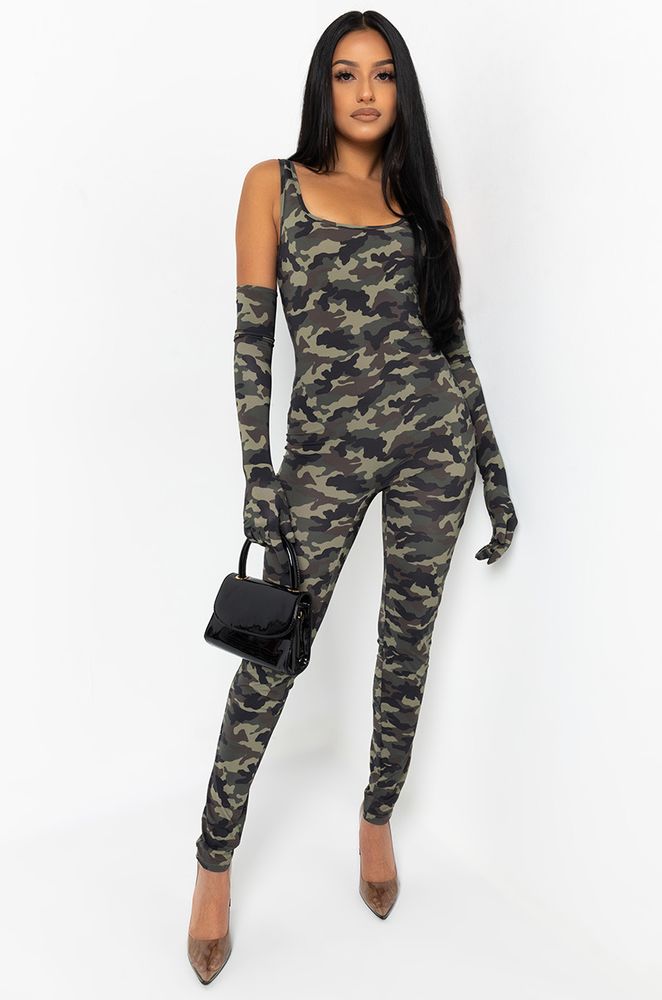 Akira cheap camo pants
