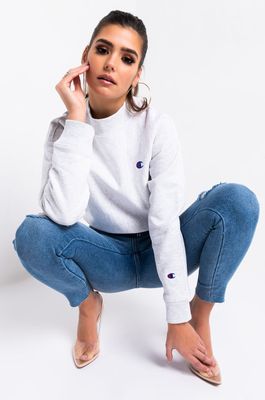 Champion hoodie sales women's akira