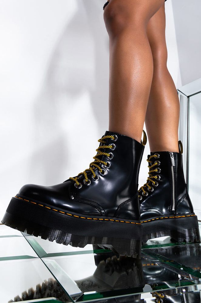 Dr martens AKIRA Dr Martens Jadon Max High Platform Boot