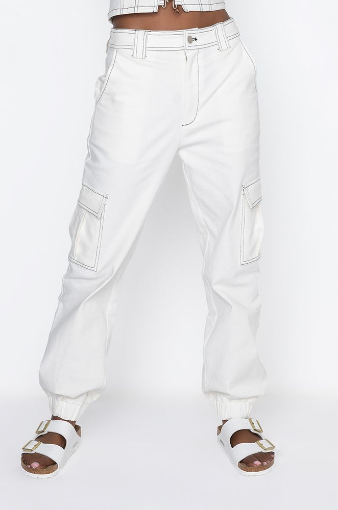 Akira cargo pants top