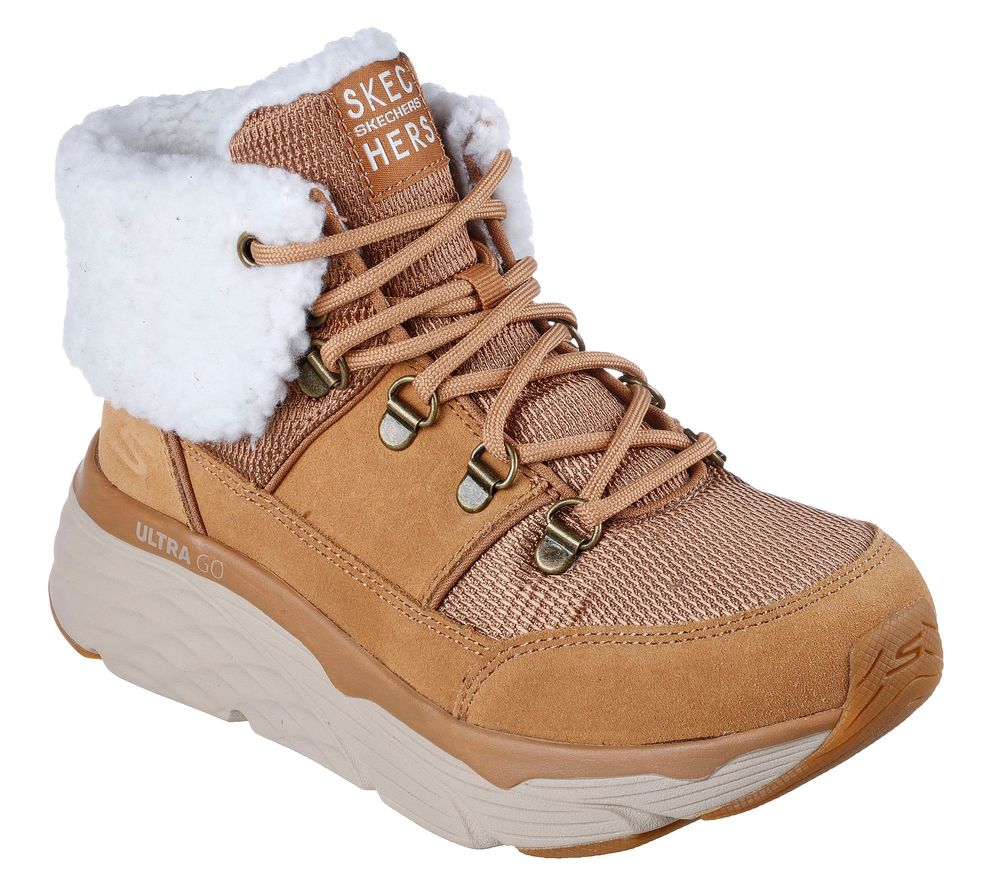 Shoe stores hotsell at the pinnacle
