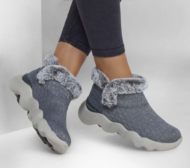 Skechers GO WALK Stability Boot Renew Mall of America