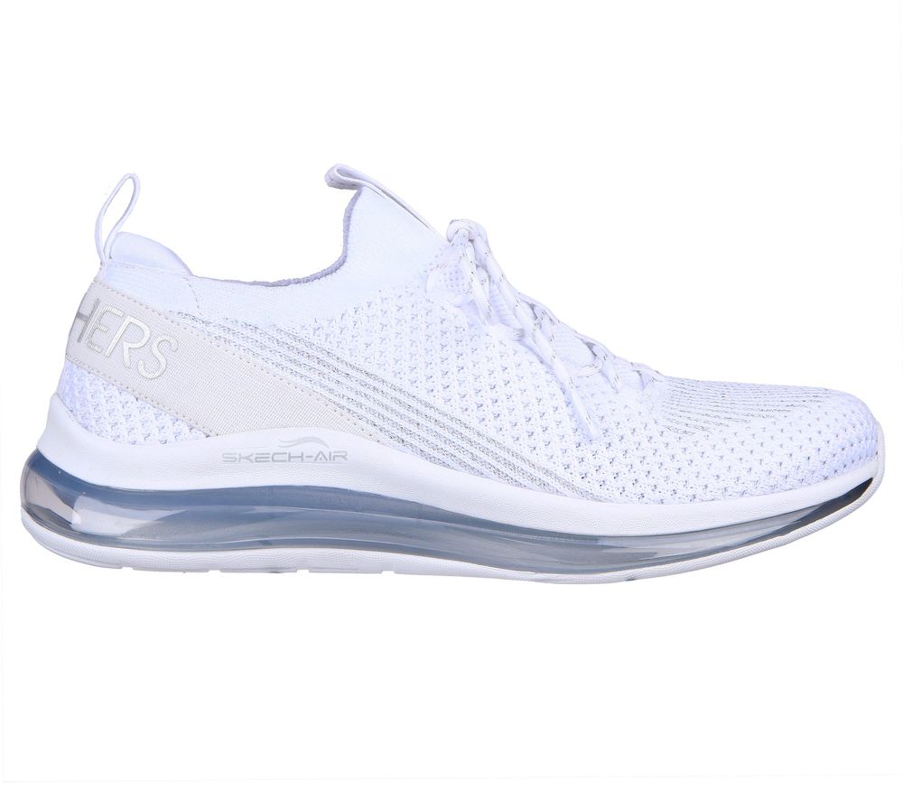 Skechers shop very daring
