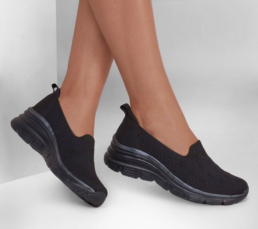 Sketchers fashion fit store