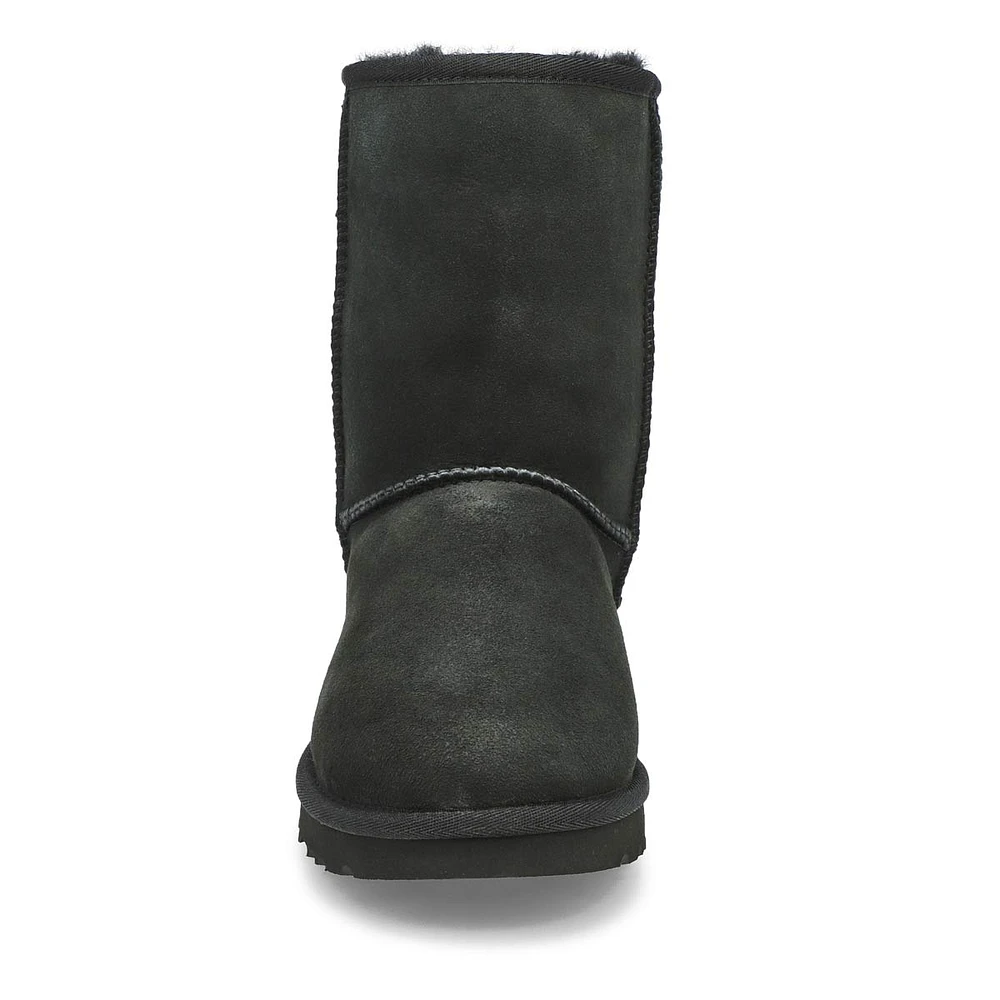 Ugg classic short outlet ii boots black suede