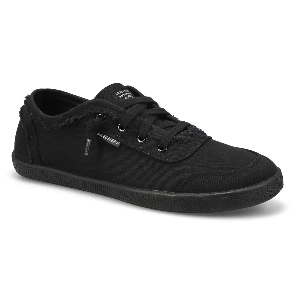 Skechers slip hot sale resistant sneakers