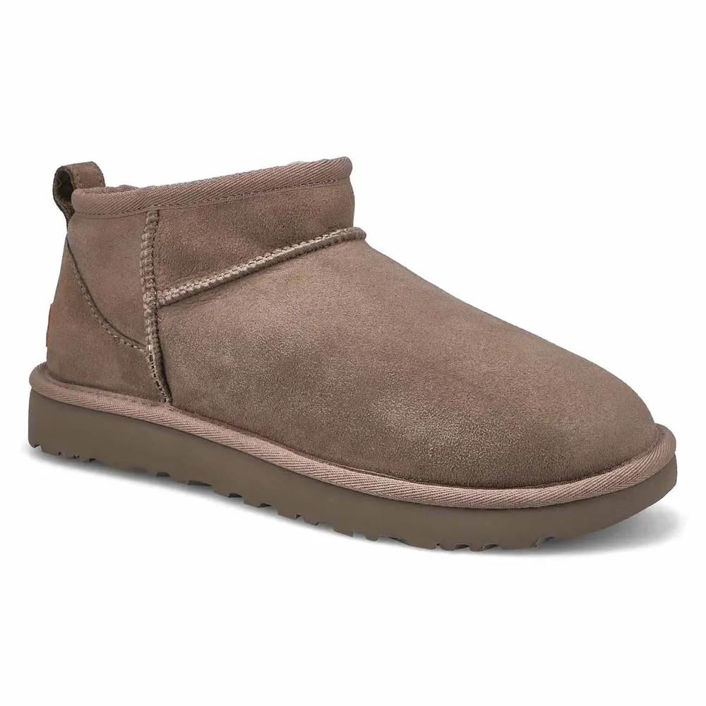 Softmoc ugg deals boots