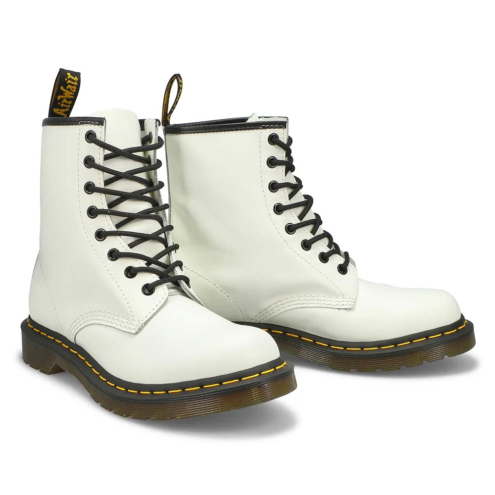 Dr martens moc hot sale toe boot