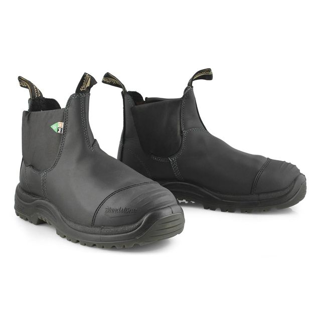 Sport shop chek blundstones