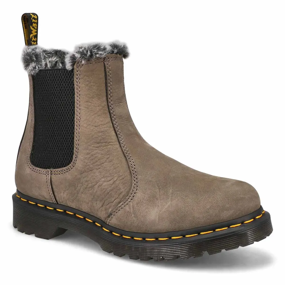 Doc martens deals soft moc