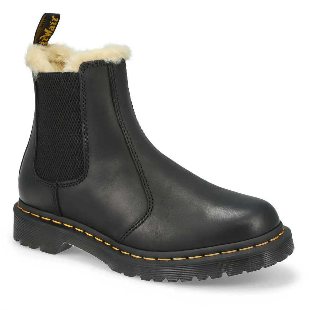 Doc martens 2025 soft moc