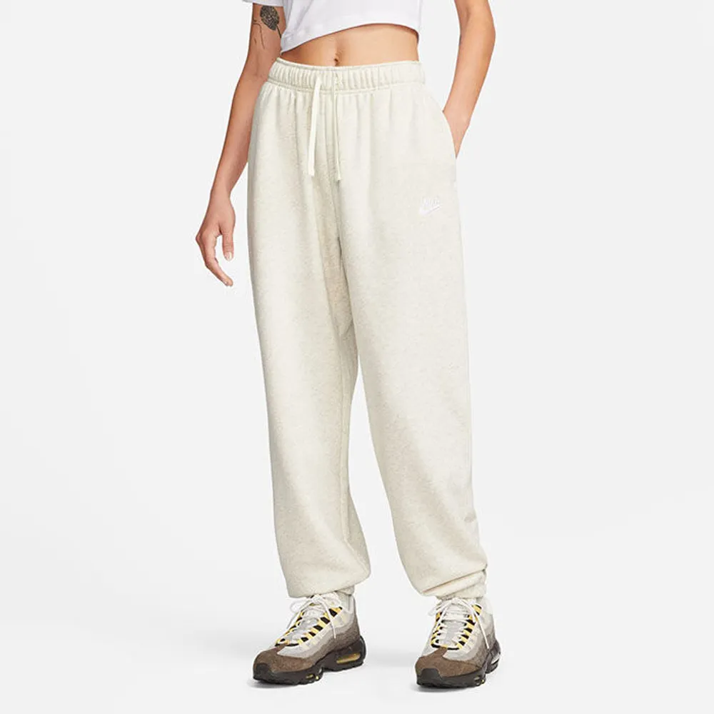 Nike Women s Sportswear Club Fleece Oversized Sweatpant Yorkdale