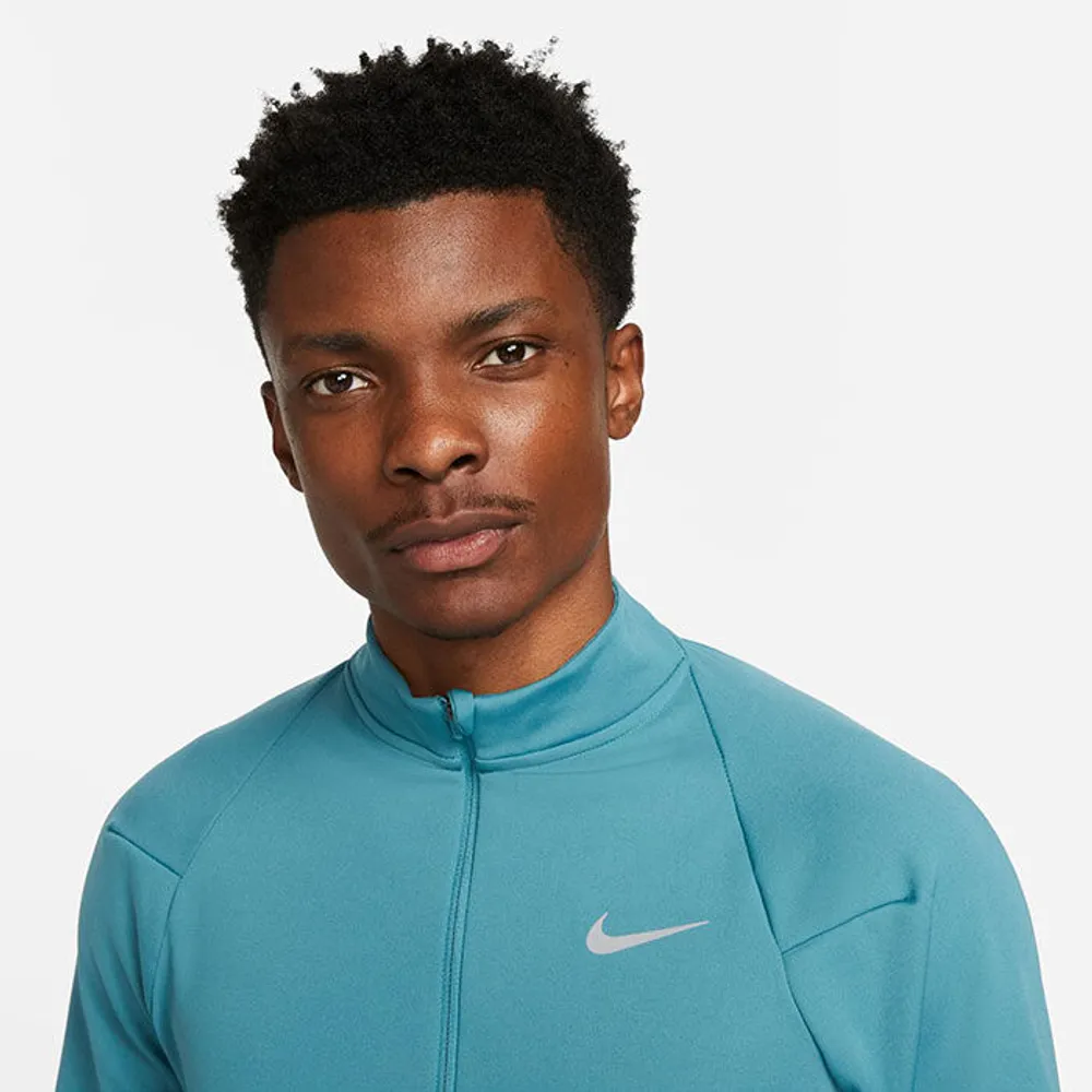 Nike run division clearance element