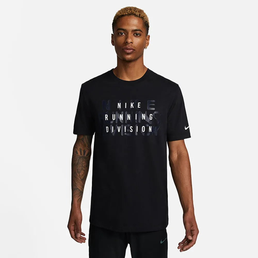 Nike running dri best sale fit t shirt