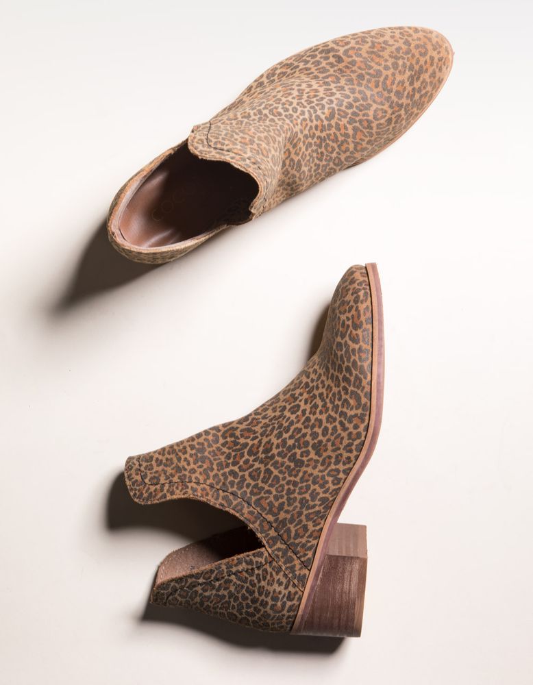 Coconuts leopard booties discount