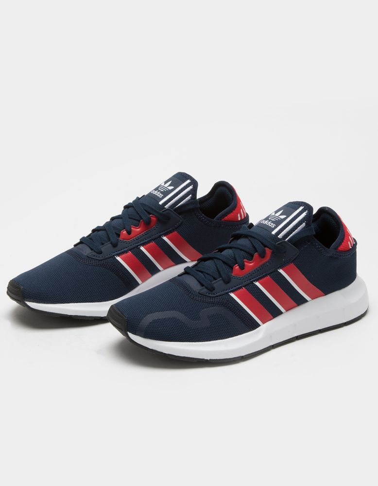 Navy blue cheap adidas swift run