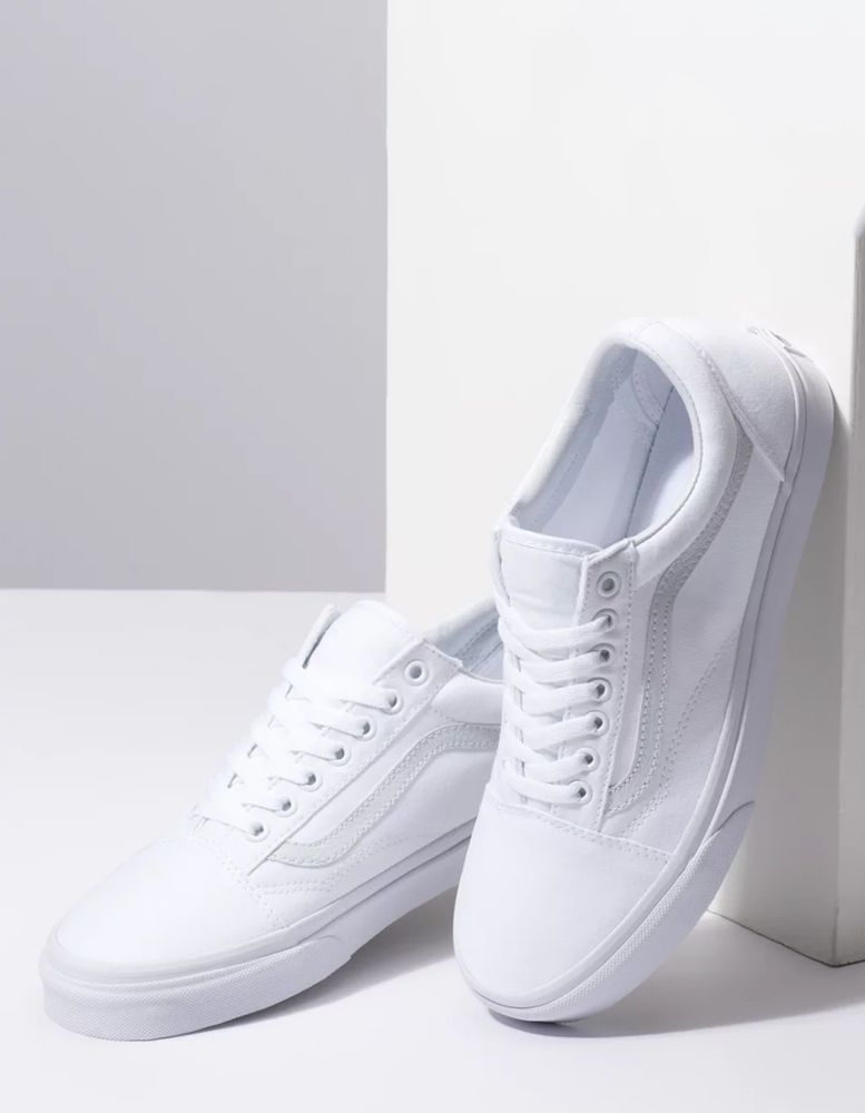 Canvas old skool true white clearance