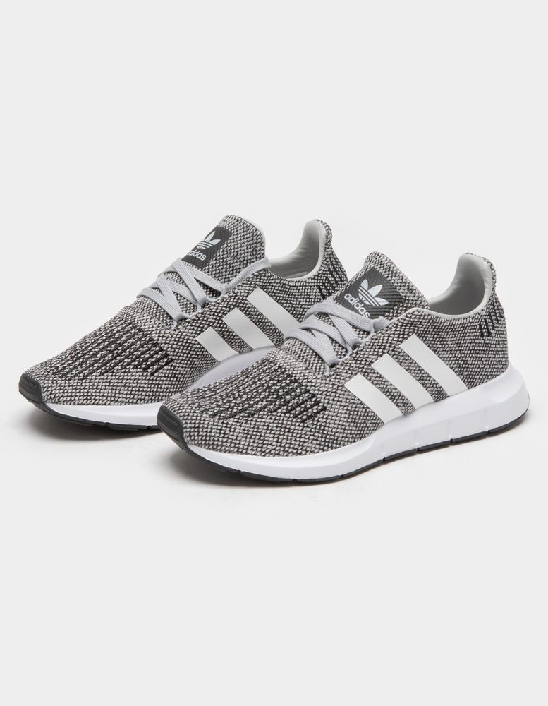 Addidas swift 2025 run boys