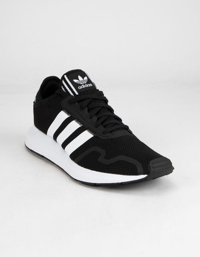 Tillys adidas swift run 2025
