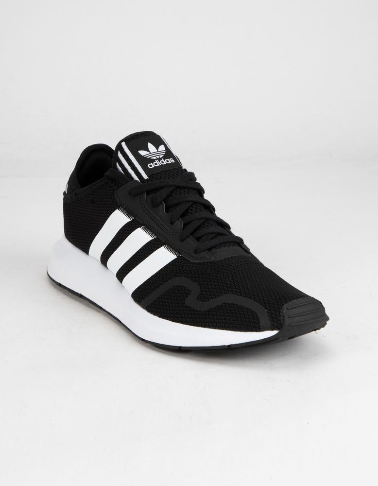 Adidas swift white top
