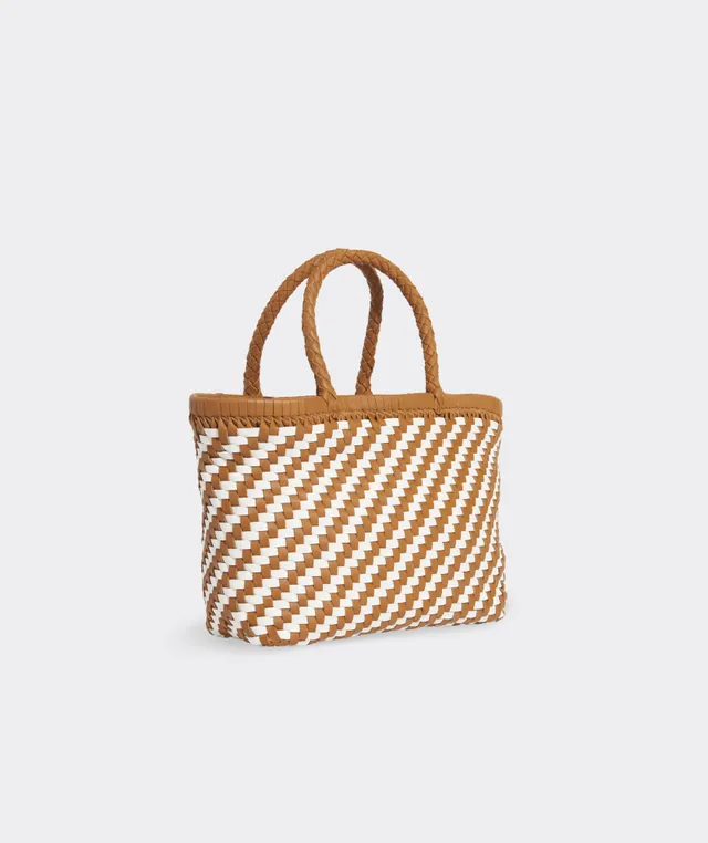 Vineyard vines clearance straw bag