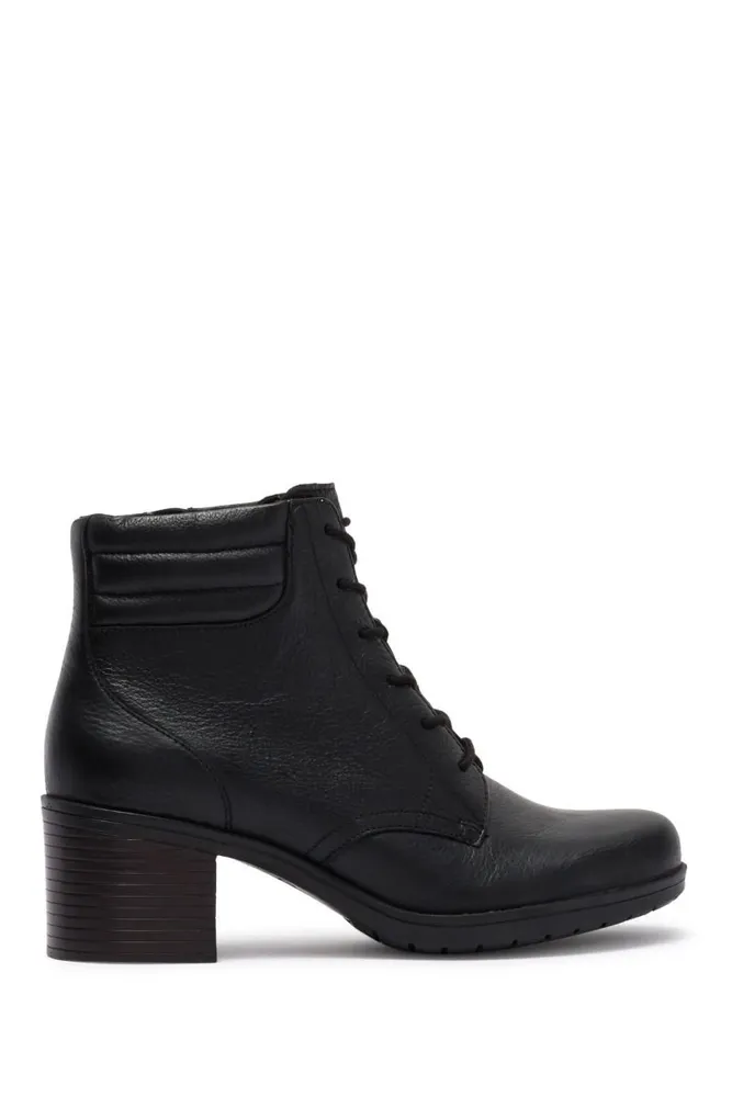 Hollis shop jasmine clarks